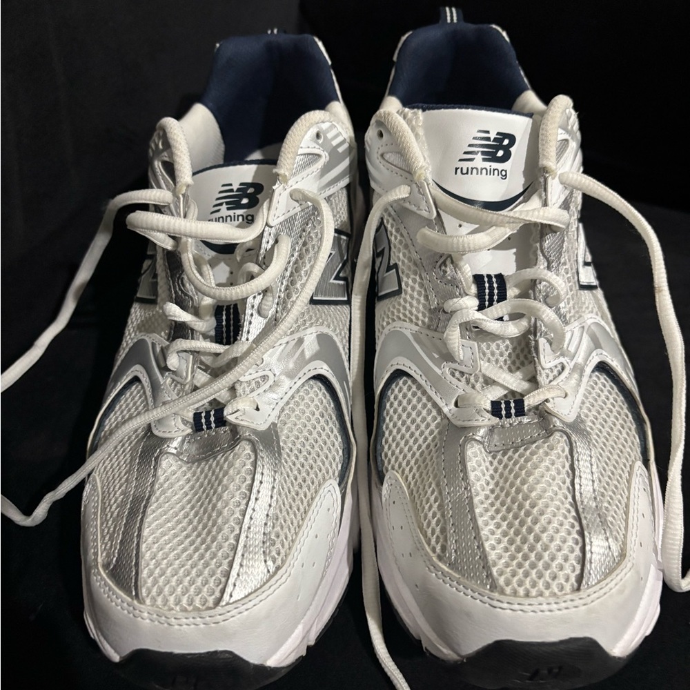 Women’s New Balance 530 - Picture 3 of 5
